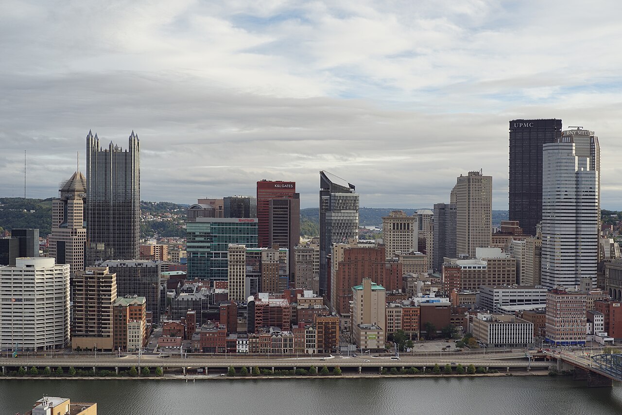 The downtown Pittsburgh skyline seen from Mount Washington
